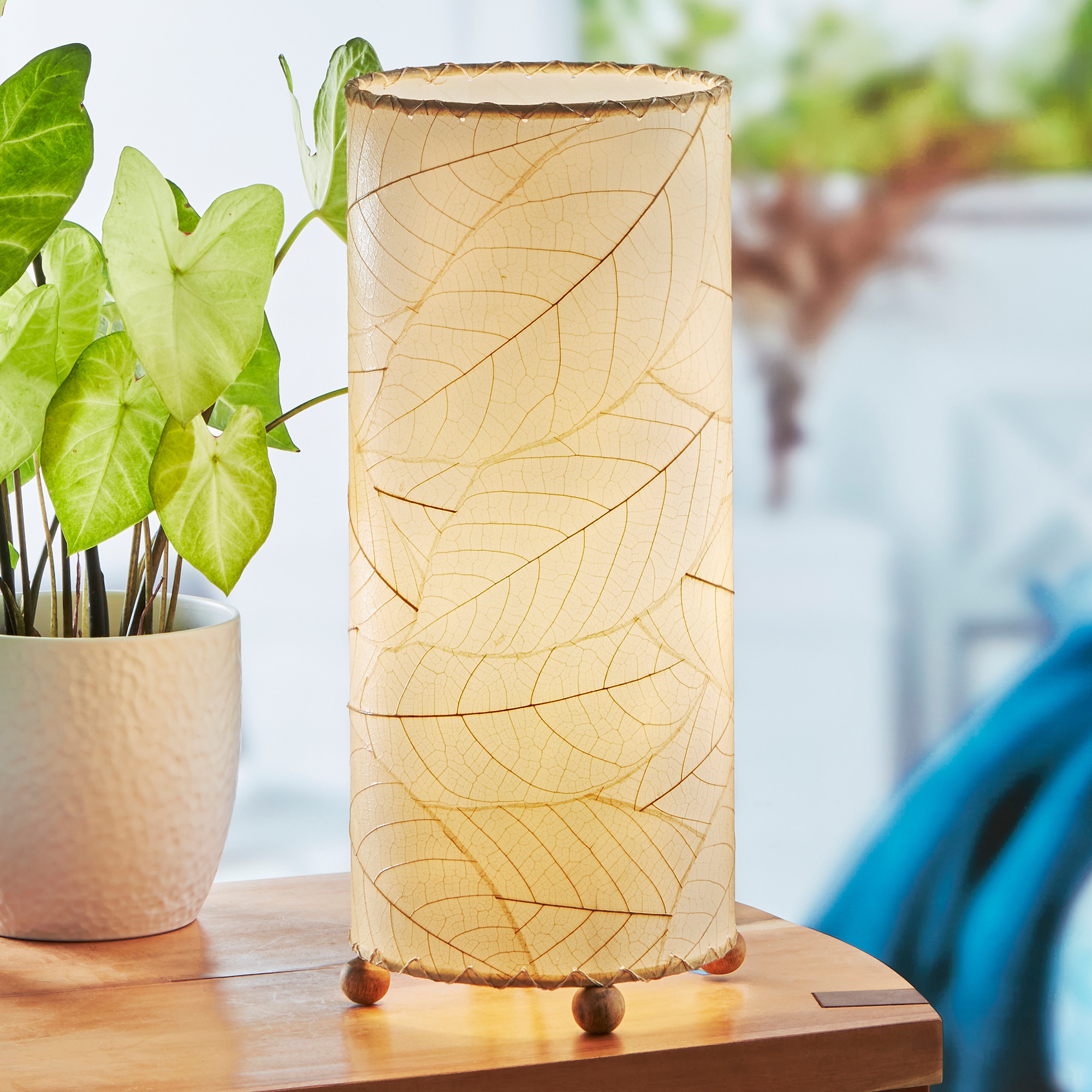 Cocoa Leaf Cylinder Table Lamp Natural <br>(Item # 615 t n) - Image 5