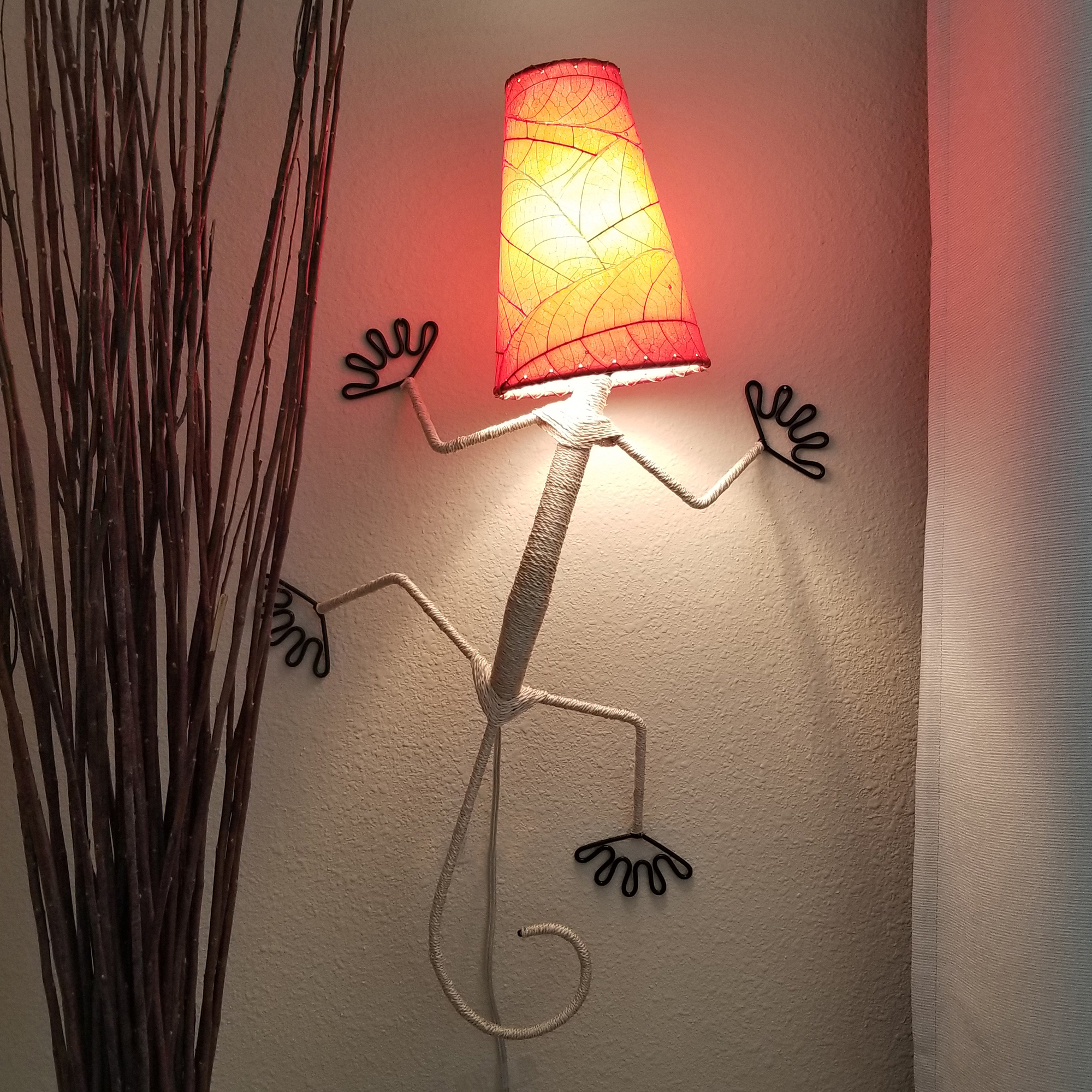 Gecko Wall Lamp Shade Red <br>(Item # 396 rs) - Image 5