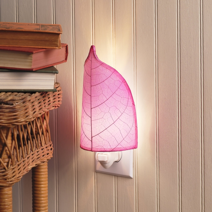Leaf Nightlight Pink <br>(Item # 623 k)