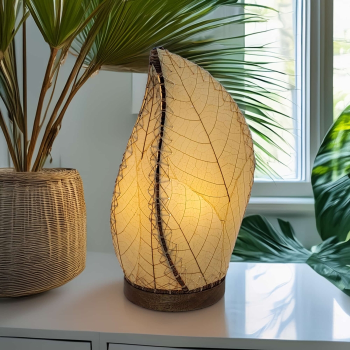 Leaflet Table Lamp Natural <br>(Item # 647 t n)