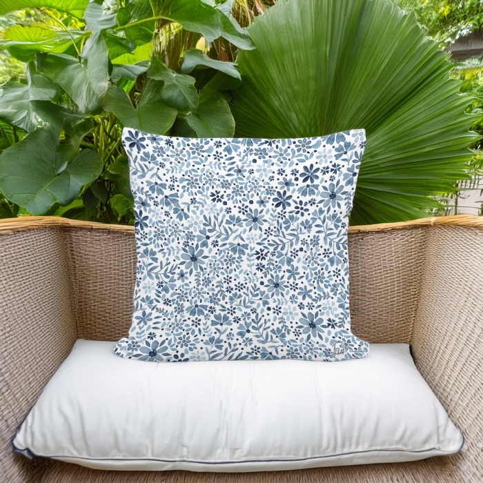 Outdoor Pillow Indigo Flourish 18x18 <br>(Item # ppl-brd2512)