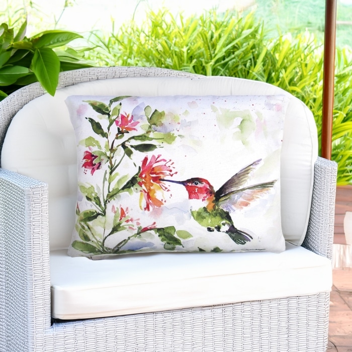 Outdoor Pillow Hummer w/Hanging Plant 2 19x24 <br>(Item # sw306hp)