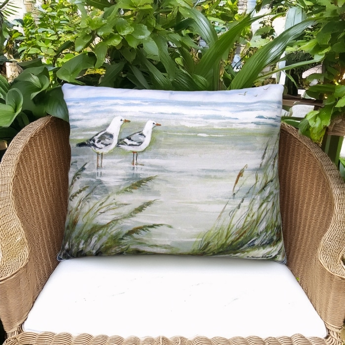 Outdoor Pillow Seagulls on Beach 19x24 <br>(Item # sw463hp)